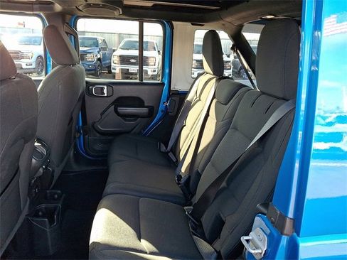 Used 2021 Jeep Wrangler Unlimited Sport image 10