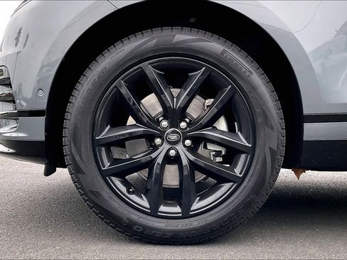 Used 2025 Land Rover Range Rover Velar Dynamic SE image 12