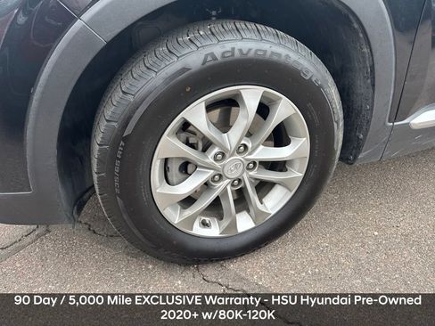 Used 2020 Hyundai Santa Fe SE FWD image 3