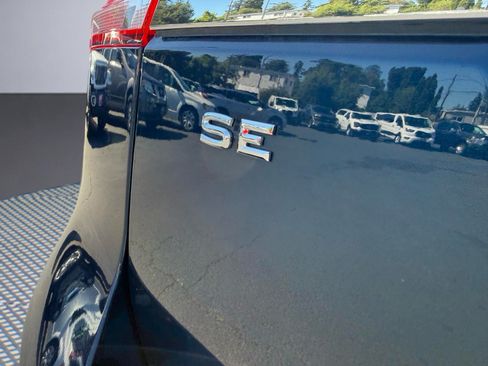 Used 2019 Volkswagen Atlas SE FWD image 6
