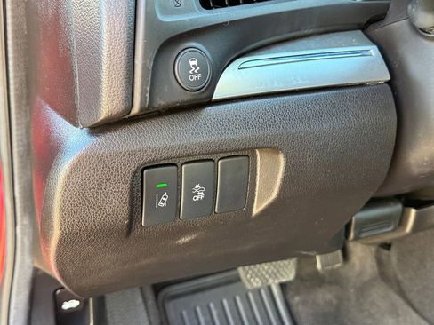 Used 2019 Acura ILX w/Premium image 18