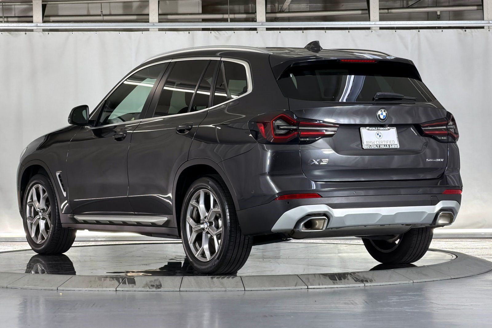 Certified 2024 BMW X3 sDrive30i w/ Premium Package RWD image 3