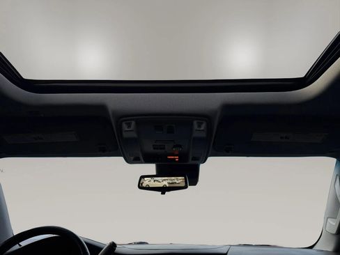 Used 2019 Cadillac Escalade ESV Luxury image 24