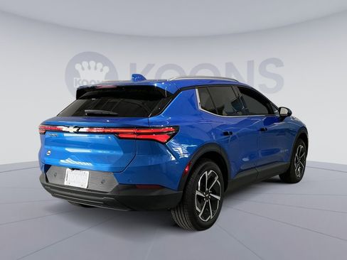 New 2026 Chevrolet Equinox EV LT image 16