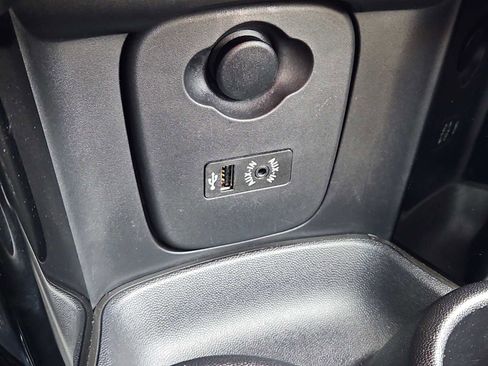 Used 2018 MINI Cooper S image 12