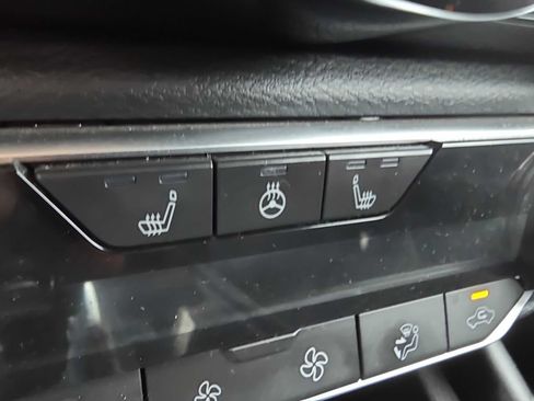Used 2024 Nissan Sentra SR w/ SR Premium Package FWD image 15