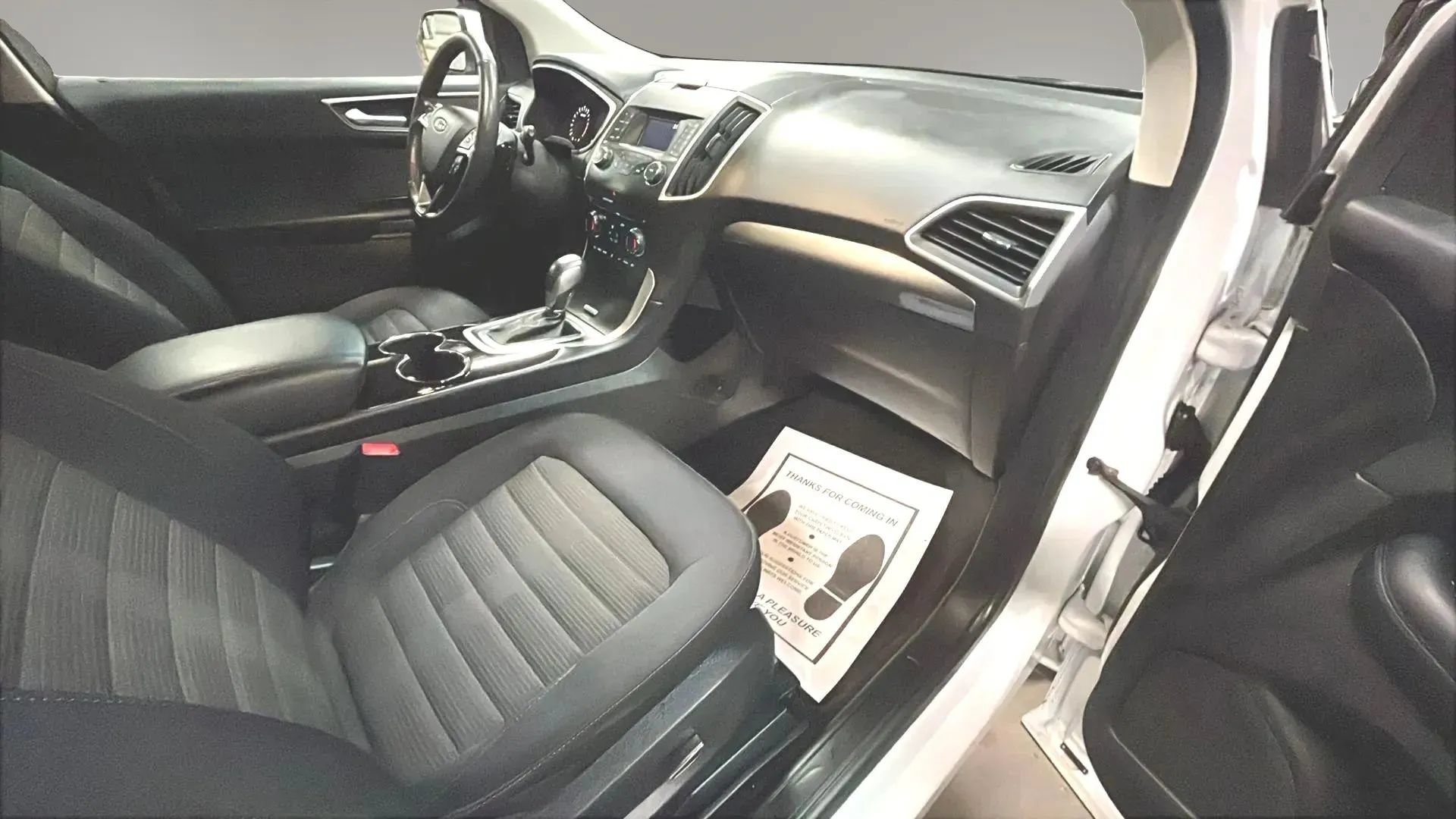 Used 2017 Ford Edge SEL FWD image 16