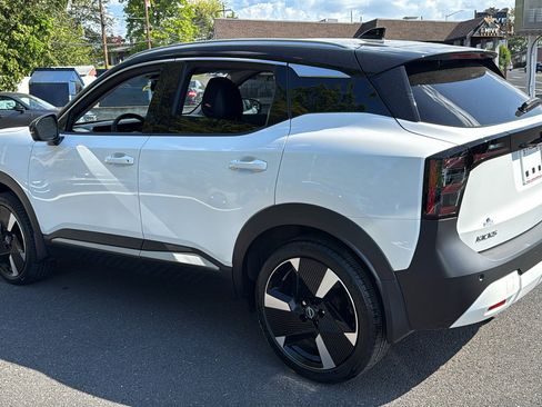 Used 2026 Nissan Kicks SR w/ SR Premium Package AWD/4WD image 23