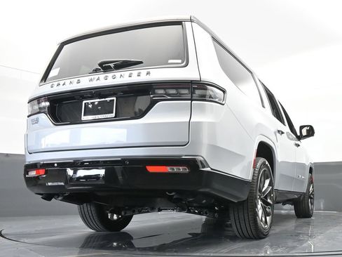 Used 2024 Jeep Grand Wagoneer L Series II w/ Quick Order Packagew 28T image 58