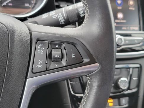 Used 2022 Buick Encore Preferred w/ Safety Package image 15