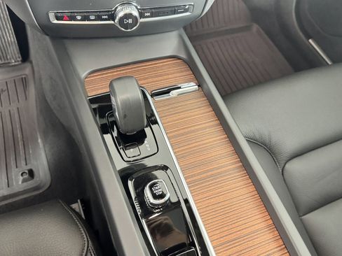 Used 2024 Volvo S60 B5 Plus image 14