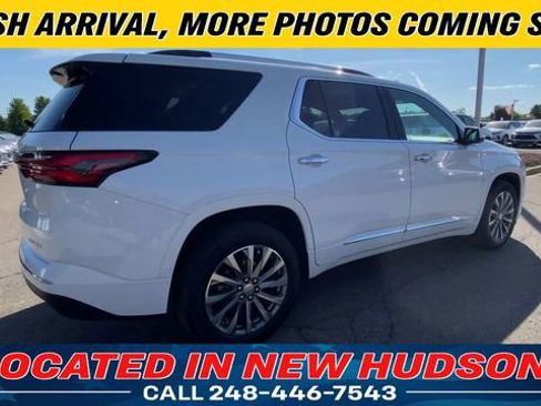 Used 2023 Chevrolet Traverse Premier w/ LPO, Floor Liner Package AWD/4WD image 2