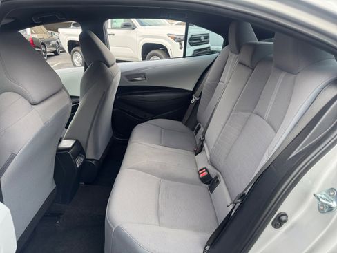 Used 2023 Toyota Corolla SE image 17