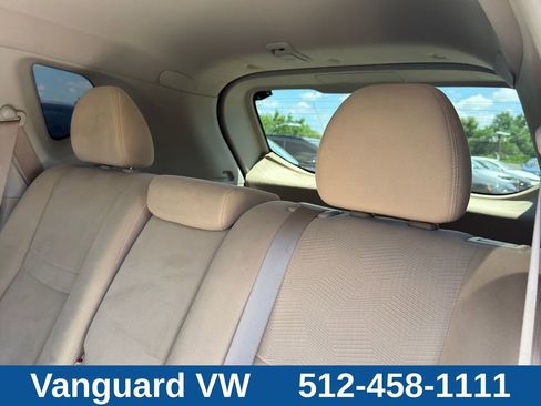 Used 2015 Nissan Rogue SV w/ SV Premium Package AWD/4WD image 27