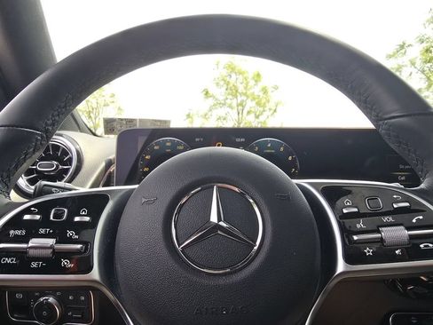 Certified 2023 Mercedes-Benz GLB 250 4MATIC image 29