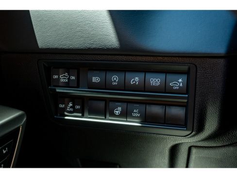New 2026 Toyota Tundra Platinum AWD/4WD image 29