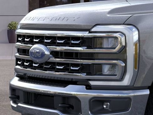 New 2026 Ford F250 XLT w/ XLT Premium Package AWD/4WD image 17