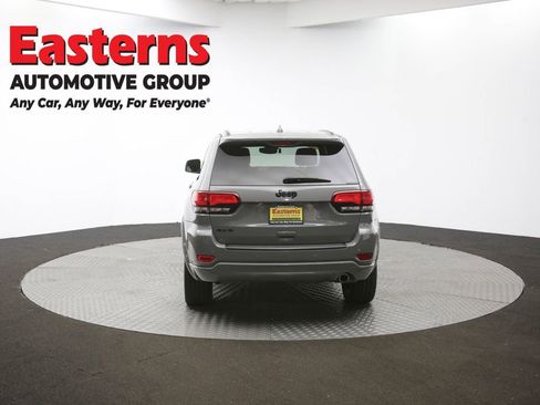 Used 2020 Jeep Grand Cherokee Altitude image 36