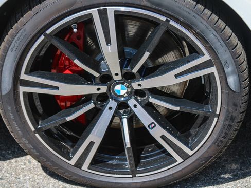 New 2025 BMW i5 M60 w/ Premium Package AWD/4WD image 10