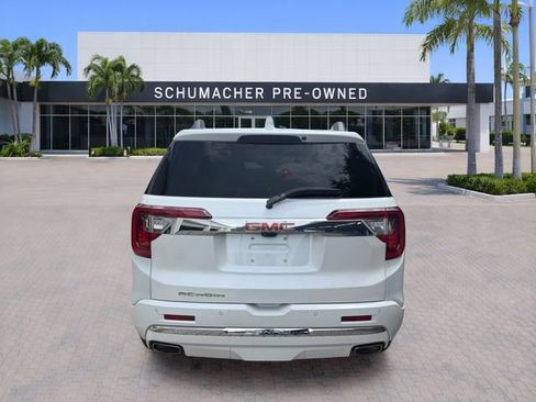 Certified 2023 GMC Acadia Denali w/ Denali Ultimate Package FWD image 6