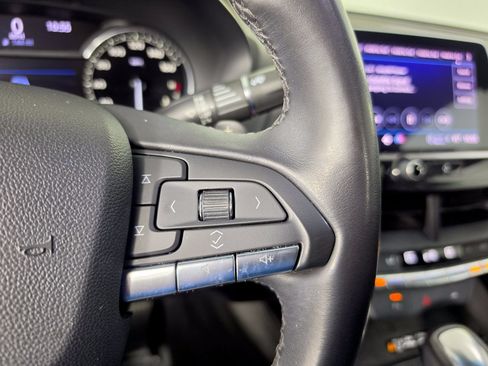 Used 2023 Cadillac CT4 Luxury RWD image 23