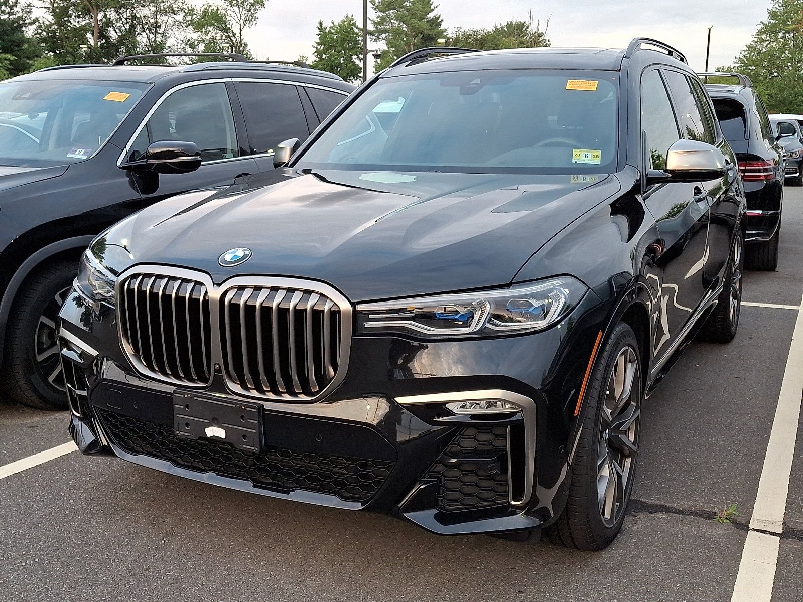 Used 2021 BMW X7 M50i w/ Cold Weather Package AWD/4WD image 5