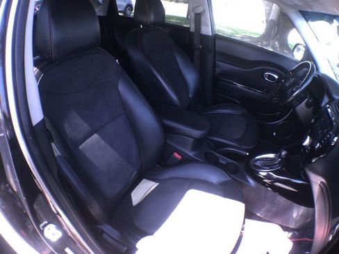 Used 2018 Kia Soul ! image 21