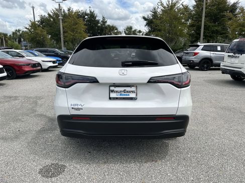 New 2026 Honda HR-V LX image 5