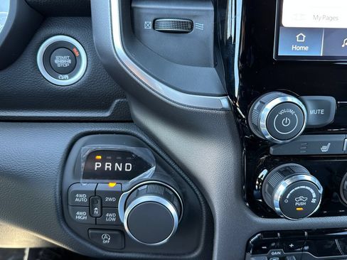 New 2026 RAM 1500 Big Horn w/ Night Edition AWD/4WD image 27