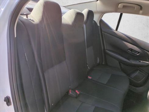 Used 2025 Nissan Sentra SV image 18