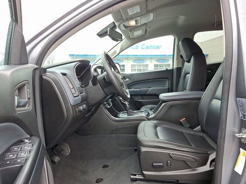 Used 2022 Chevrolet Colorado Z71 image 16