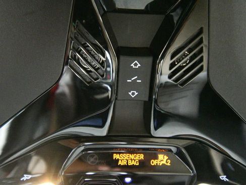 Used 2025 BMW 228i xDrive AWD/4WD image 18