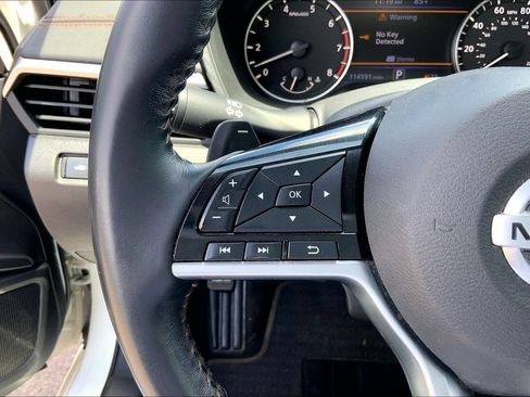 Used 2019 Nissan Altima 2.5 SR FWD image 10