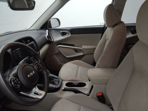Used 2022 Kia Soul LX w/ Technology Package FWD image 17
