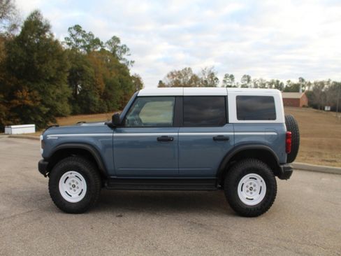 New 2025 Ford Bronco Heritage Edition image 12