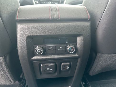 Certified 2023 Chevrolet Traverse RS w/ LPO, Floor Liner Package image 28