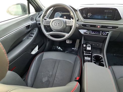 Used 2023 Hyundai Sonata SEL Plus w/ Cargo Package image 10