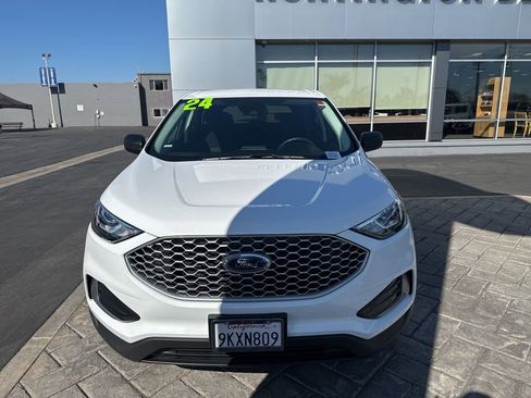 Used 2024 Ford Edge SE image 23