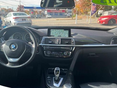 Used 2017 BMW 330i Gran Turismo xDrive AWD/4WD image 29