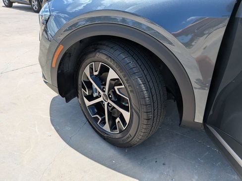 Certified 2023 Kia Sportage EX FWD image 36