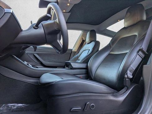 Used 2021 Tesla Model 3 Long Range image 12