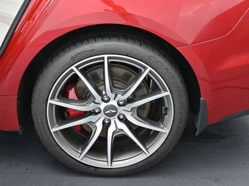 Used 2019 Genesis G70 3.3T Advanced RWD image 37