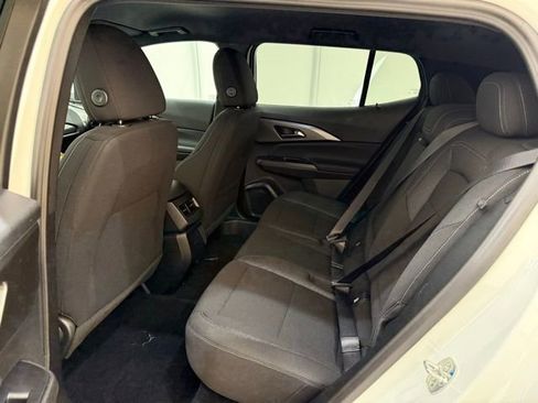 New 2026 Chevrolet Equinox EV LT image 13