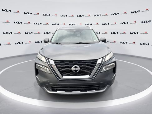 Used 2023 Nissan Rogue SL w/ SL Premium Package FWD image 3