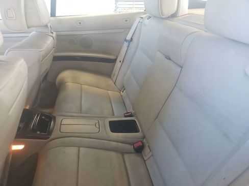 Used 2011 BMW 328i Convertible image 19