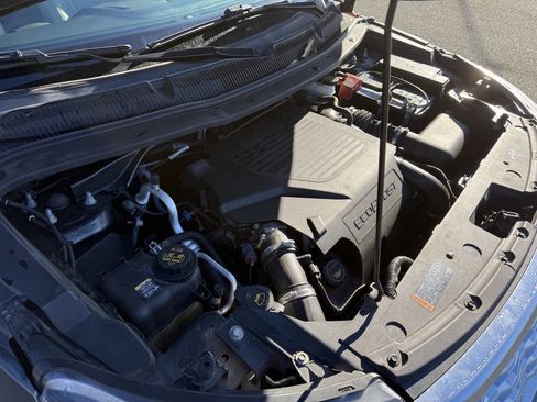 Used 2016 Ford Explorer Platinum image 28