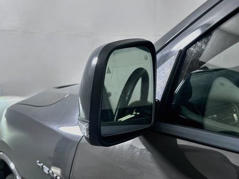 Used 2023 Dodge Durango R/T RWD image 40