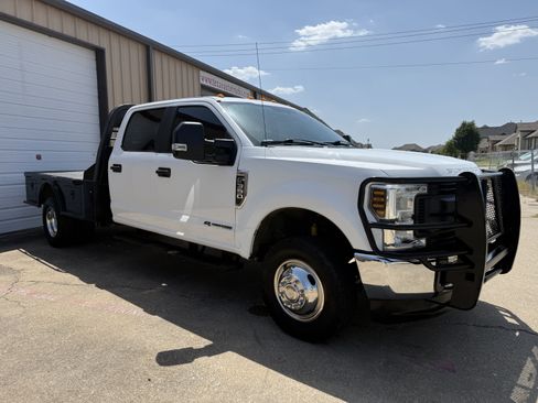 Used 2018 Ford F350 XL w/ Power Equipment Group AWD/4WD image 2
