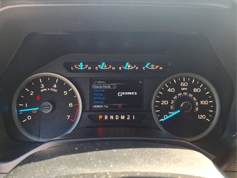Used 2016 Ford F150 XLT w/ Equipment Group 302A Luxury AWD/4WD image 17