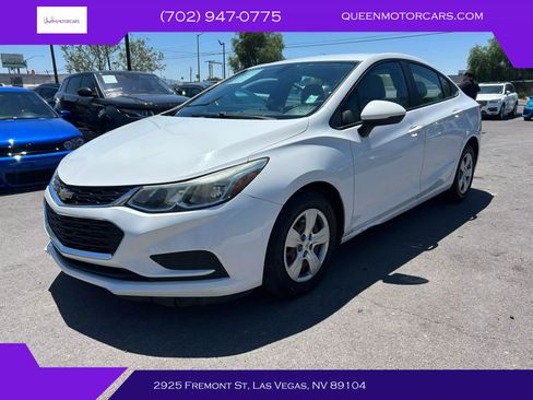 Used 2017 Chevrolet Cruze LS image 1